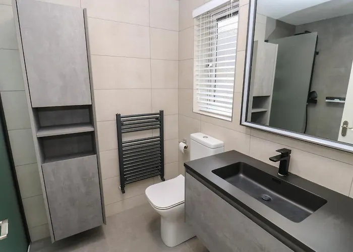 Holiday home Corriegale *